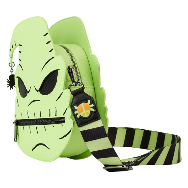 SCHOUDEDTASSEN NIGHTMARE BEFORE CHRISTMAS OOGIE BOOGIE - DISNEY LOUNGEFLY