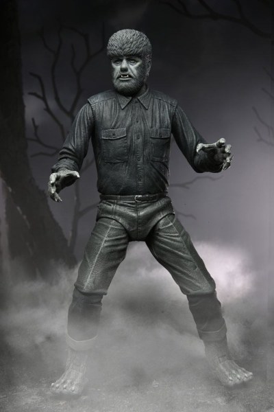 Universal Monsters beeldje Ultimate The Wolf Man (Zwart & Wit) 18 cm