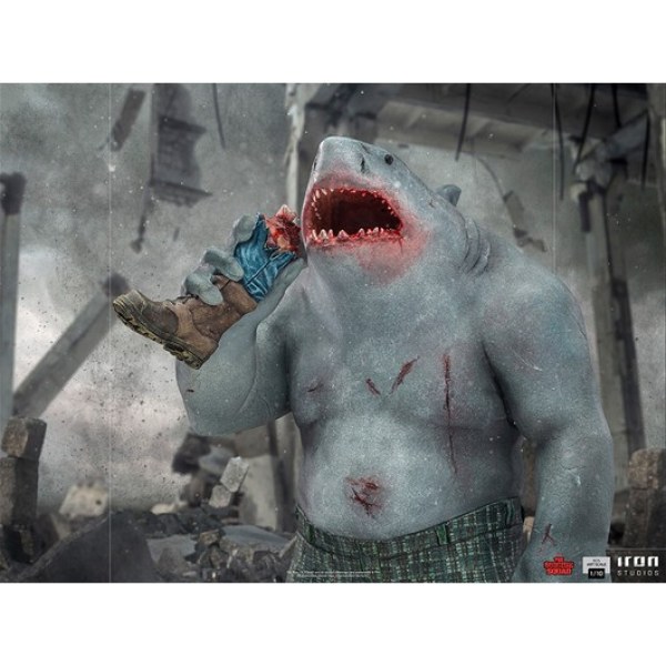 DE SUICIDE SQUAD KING SHARK ART SCALE - DC COMICS