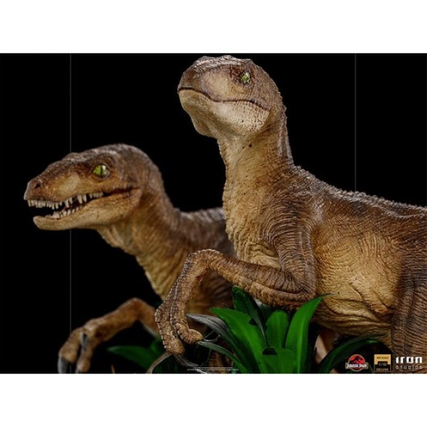 TWEE VELOCIRAPTORS ART SCALE DELUXE - JURASSIC PARK