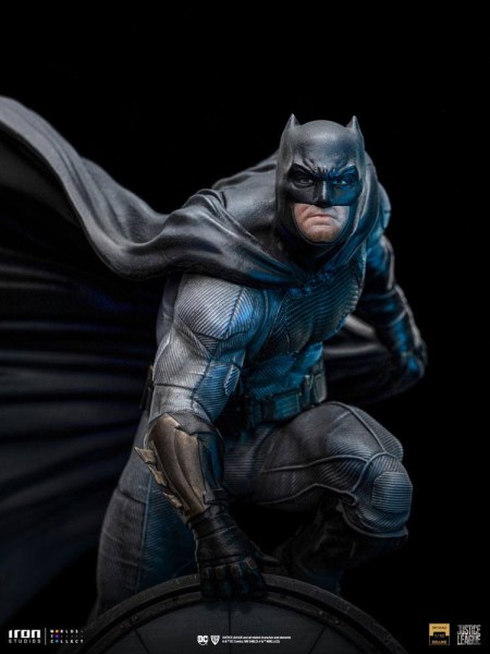 Batman op Batsignal Art Scale Deluxe - Justice League