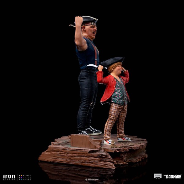 Luiaard en Chunk Art Scale - The Goonies