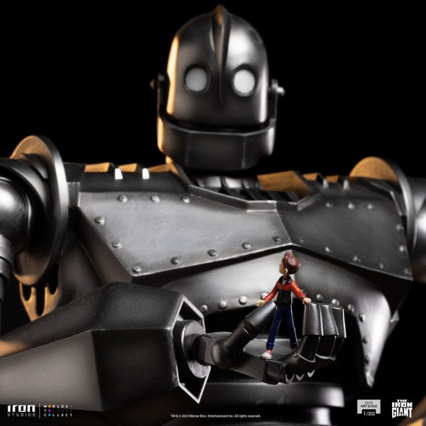 Iron Giant & Hogarth Hughes Demi Art Scale - De ijzeren reus