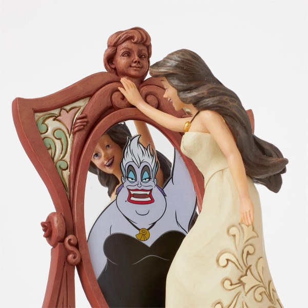 Vanessa make-upscène met Ursula- Disney Traditions De kleine Zeemeermin