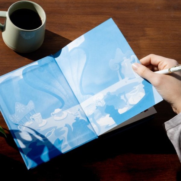 PREMIUM A5 NOTEBOOKSET MET PEN - DISNEY ALICE IN WONDERLAND
