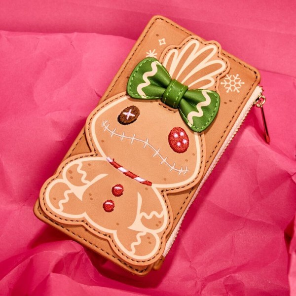 Scrump Gingerbread Grote Pasjeshouder - DISNEY LOUNGEFLY