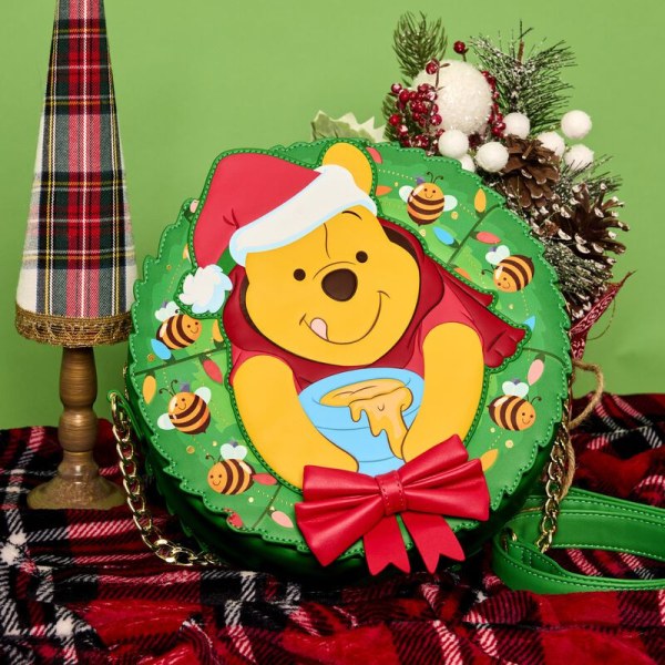 Stuck In Wreath Glow Schoudedtas - DISNEY LOUNGEFLY Winnie De Poeh