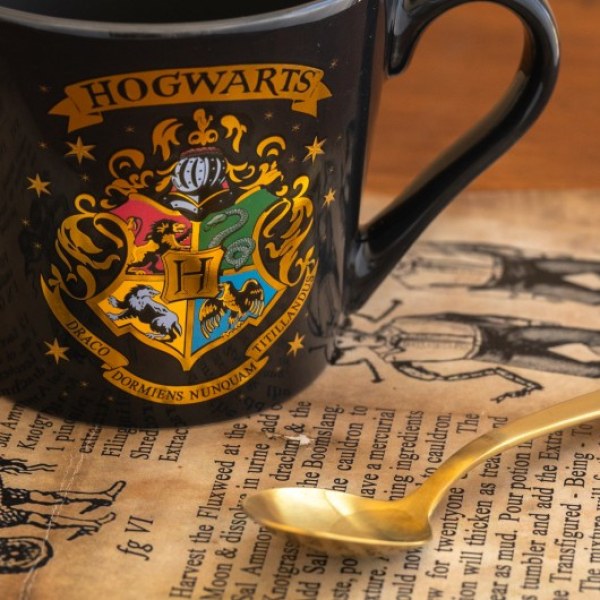 BEKER PREMIUM POUDLARD - HARRY POTTER