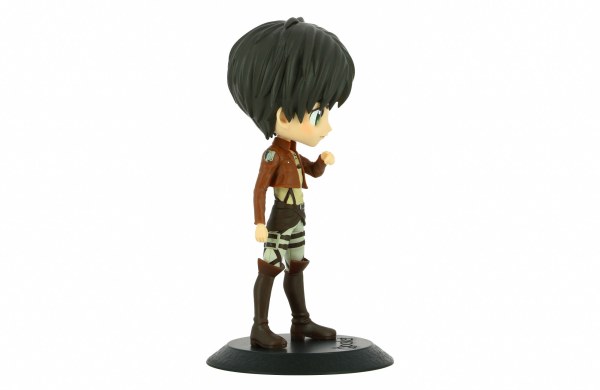 Eren Yeager - QPosket Aanval op Titan