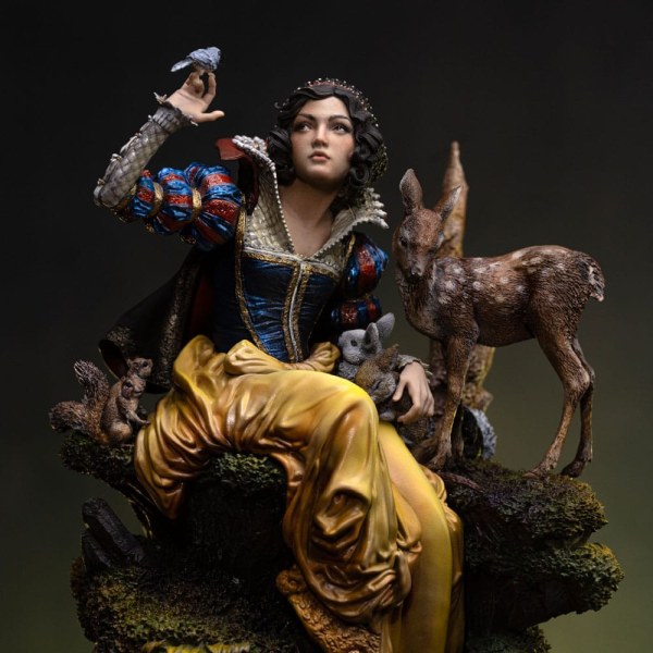 Disney 1/10 Deluxe Art Scale Sneeuwwitje Beeldje 28 cm