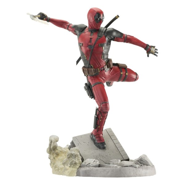 Deadpool & Wolverine Gallery Deadpool beeldje 25 cm