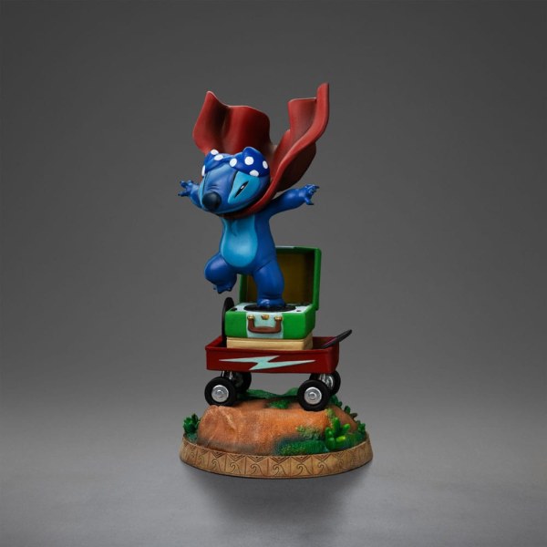 Lilo & Stitch beeldje 1/10 Art Scale Stitch Laundry 19 cm