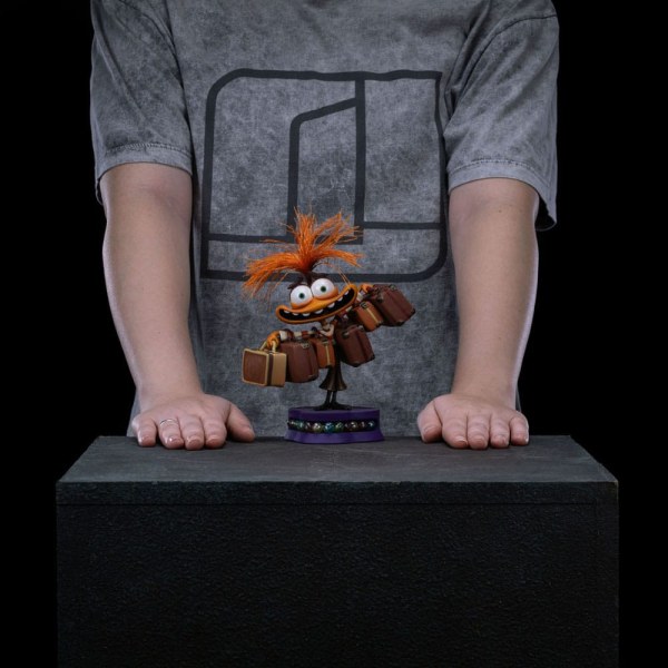 Inside Out 2 beeldje 1/10 Art Scale Angst 18 cm