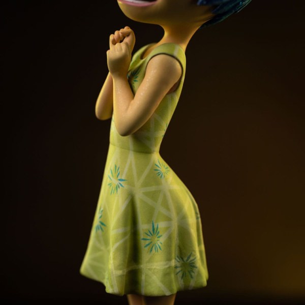 Inside Out 2 beeldje 1/10 Art Scale Joy 20 cm