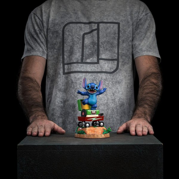Lilo & Stitch beeldje 1/10 Art Scale Stitch 17 cm