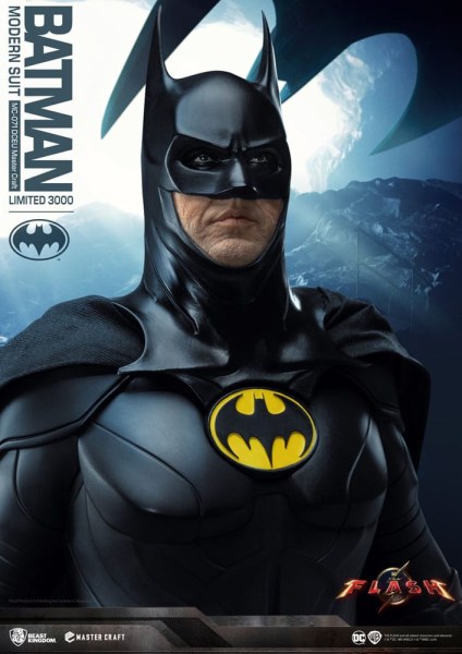 Batman beeldje Master Craft Batman Modern Suit 42 cm