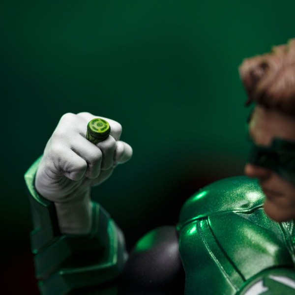DC Comics Beeldje Deluxe Art Scale 1/10 Green Lantern Unleashed 24 cm