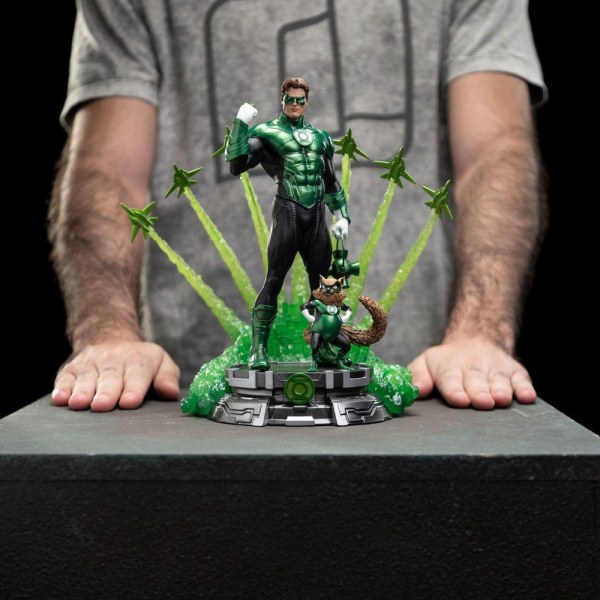 DC Comics Beeldje Deluxe Art Scale 1/10 Green Lantern Unleashed 24 cm