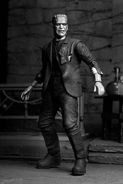 Universal Monsters beeldje Ultimate Frankenstein's Monster (Bride of Frankenstein) (Z&W) 18 cm