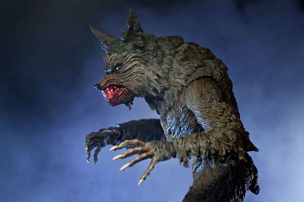 Howls Ultimate Werewolf 23cm Figuur