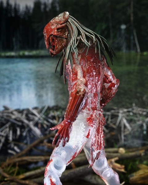 Prey Ultimate Feral Bear Blood Predator beeldje 18 cm