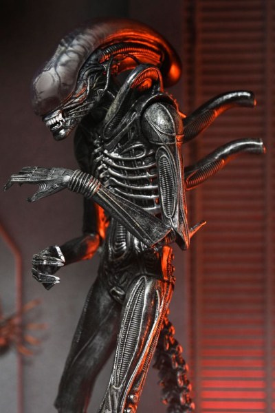Alien: Romulus Ultimate Xenomorph beeldje XX121 18 cm