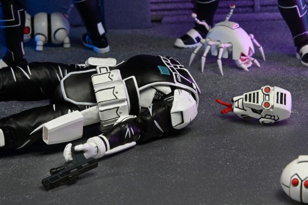 Ninja Turtles (The Last Ronin) Synja Commando met Mousers beeldje 18 cm