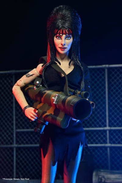 Elvira, Meesteres van het Donkergeklede Commando Elvira 20 cm beeldje