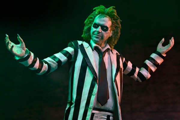 Beetlejuice Beetlejuice beeldje 7 Schaal Ultimate Striped Suit Beetlejuice 18 cm