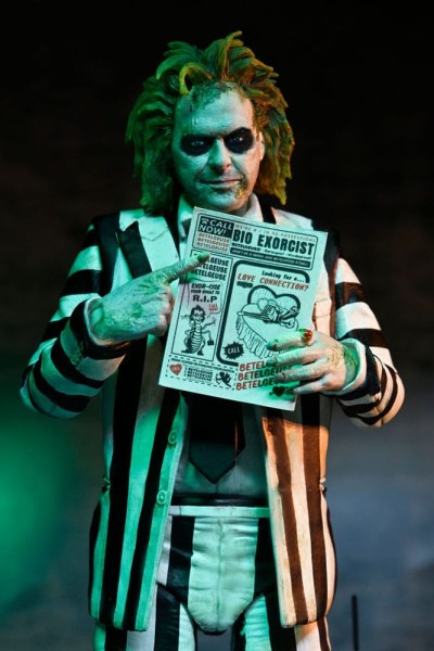 Beetlejuice Beetlejuice beeldje 7 Schaal Ultimate Striped Suit Beetlejuice 18 cm