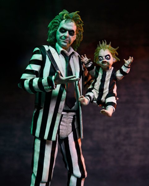 Beetlejuice Beetlejuice beeldje 7 Schaal Ultimate Striped Suit Beetlejuice 18 cm
