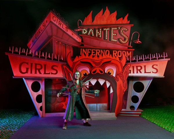 Beetlejuice (1988) diorama Trenchcoat met spikes Inferno Room Deluxe Set