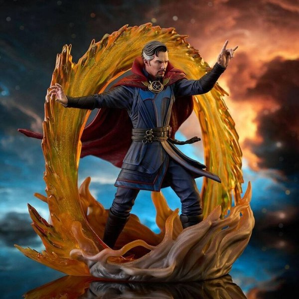 Marvel Comic Gallery Doctor Strange figuur 25cm