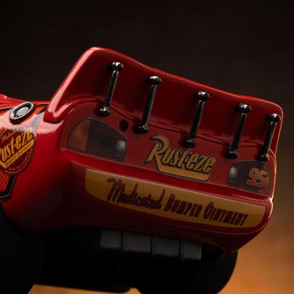 Cars beeldje 1/10 Art Scale Bliksem McQueen 11 cm