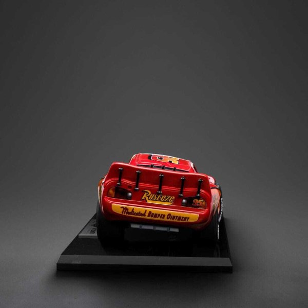 Cars beeldje 1/10 Art Scale Bliksem McQueen 11 cm