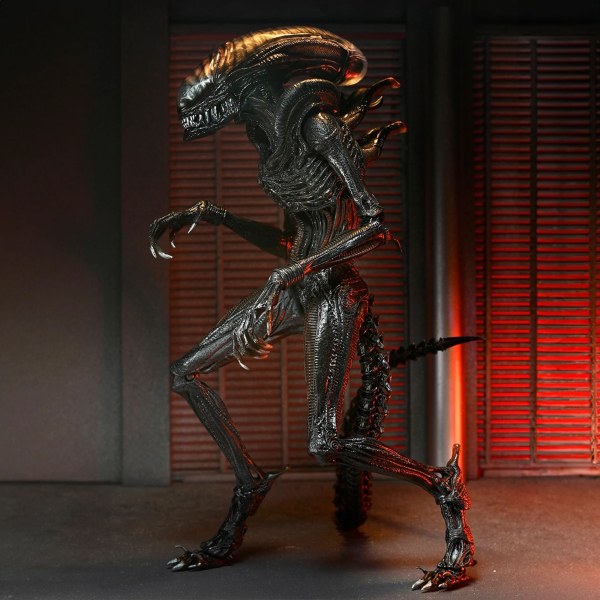 ALIEN: ROMULUS - 7" SCHAAL ACTIEFIGUUR - ULTIEME VERSCHROKKEN XENOMORPH