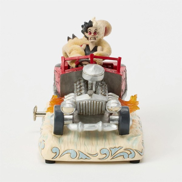 CRUELLA IN CAR MUSICAL - DISNEY TRADITIONS