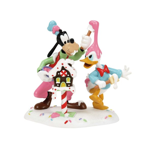 DONALD & GOOFY MAKEN EEN ROMMEL - DISNEY VILLAGE