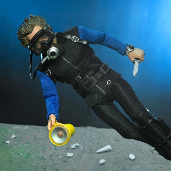 JAWS - 8” GEKLEED ACTIEFIGUUR - HOOPER (SHARK CAGE)