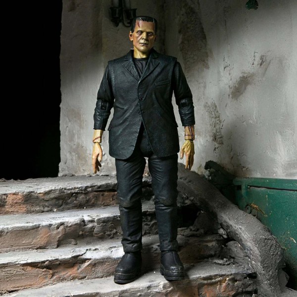 UNIVERSAL MONSTERS - 7" ACTIEFIGUUR - ULTIMATE FRANKENSTEIN'S MONSTER (KLEUR)
