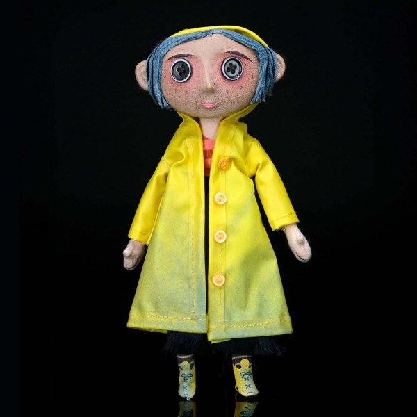 CORALINE - REPLICA VAN REKWISIETEN - REPLICA VAN 25 CM POP