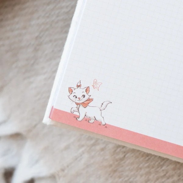 PREMIUM A5 NOTITIEBOEK MET PLUSH COVER MARIE - DISNEY DE ARISTOKATTEN