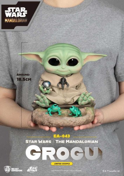 Star Wars: The Mandalorian Egg Attack Grogu-beeldje 18 cm