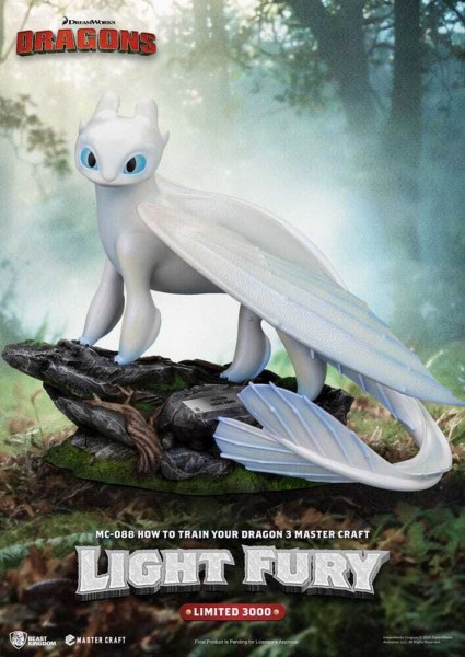 Dragons 3 Master Craft Light Fury beeldje 29 cm