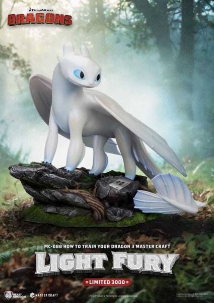 Dragons 3 Master Craft Light Fury beeldje 29 cm