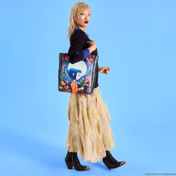 Wereld Laika boodschappentas - Loungefly Coraline