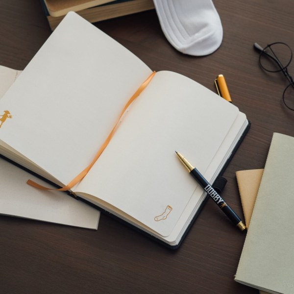 DOBBY PREMIUM A5 NOTITIEBOEK MET PEN - HARRY POTTER