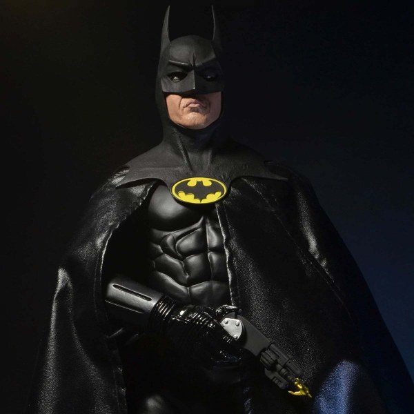 BATMAN - FIGUUR OP SCHAAL 1/4 - BATMAN 1989 (MICHAEL KEATON)