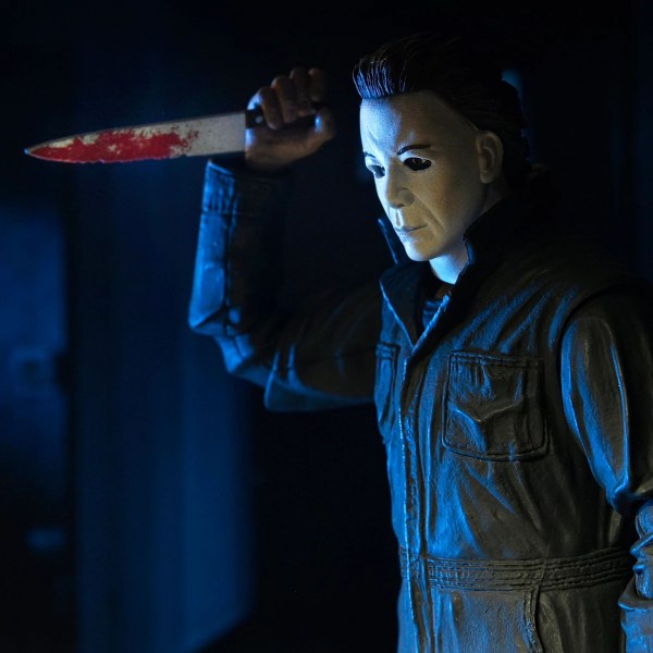 HALLOWEEN RESURRECTION - ACTIEFIGUUR VAN 18 CM - ULTIMATE MICHAEL MYERS