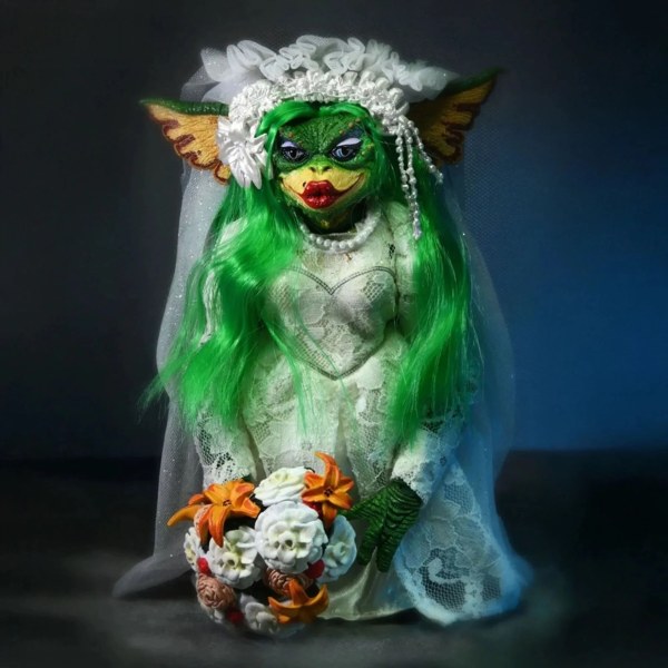 GREMLINS 2 - DE NIEUWE BATCH - ACTIEFIGUUR OP SCHAAL VAN 18 CM - ULTIMATE GRETA (BRUILOFT)